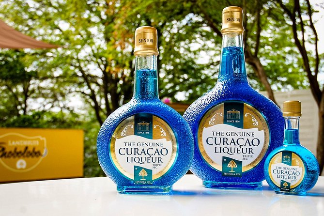 The Ultimate Guide to Blue Curaçao: History, Uses, and Cocktail Recipes